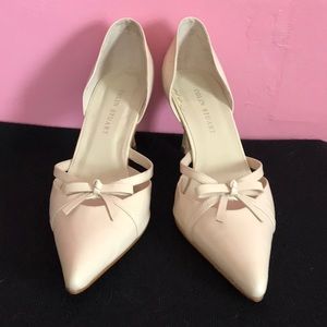 Ivory heels. Never worn. Perfect for wedding!!